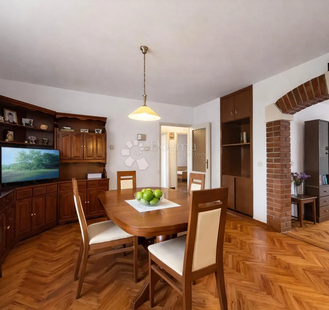 stan rovinj 94,75m2 sa vrtom, blizina mora i centra - slika 4