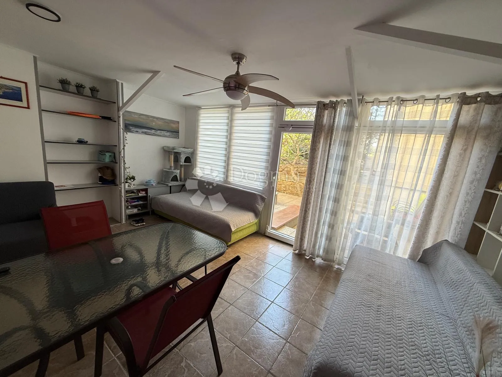apartman u prizemlju s velikom terasom - slika 14