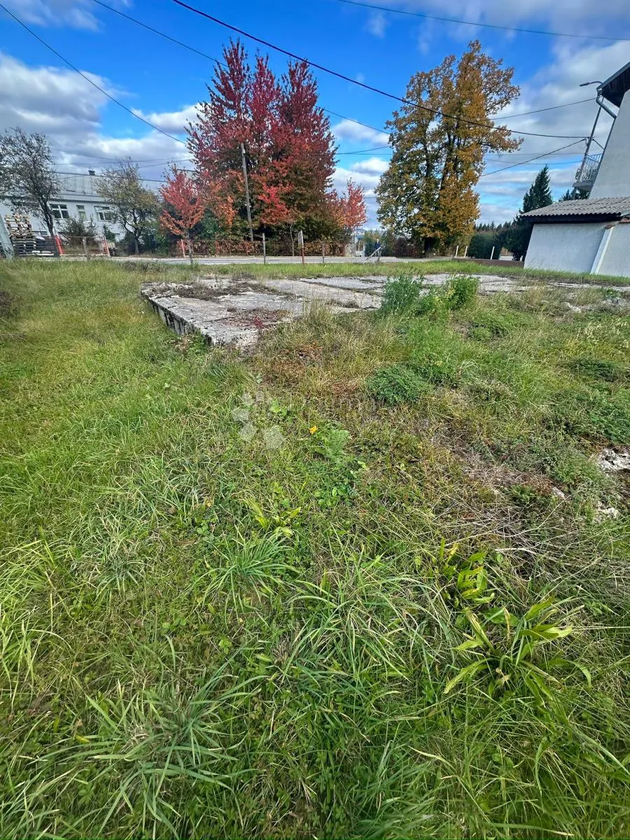 prodaje se građevinsko zemljište u gospić 350 m2 - slika 4