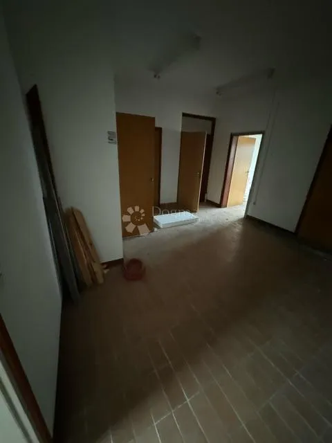 atraktivan poslovni prostor u srcu viškova - slika 6