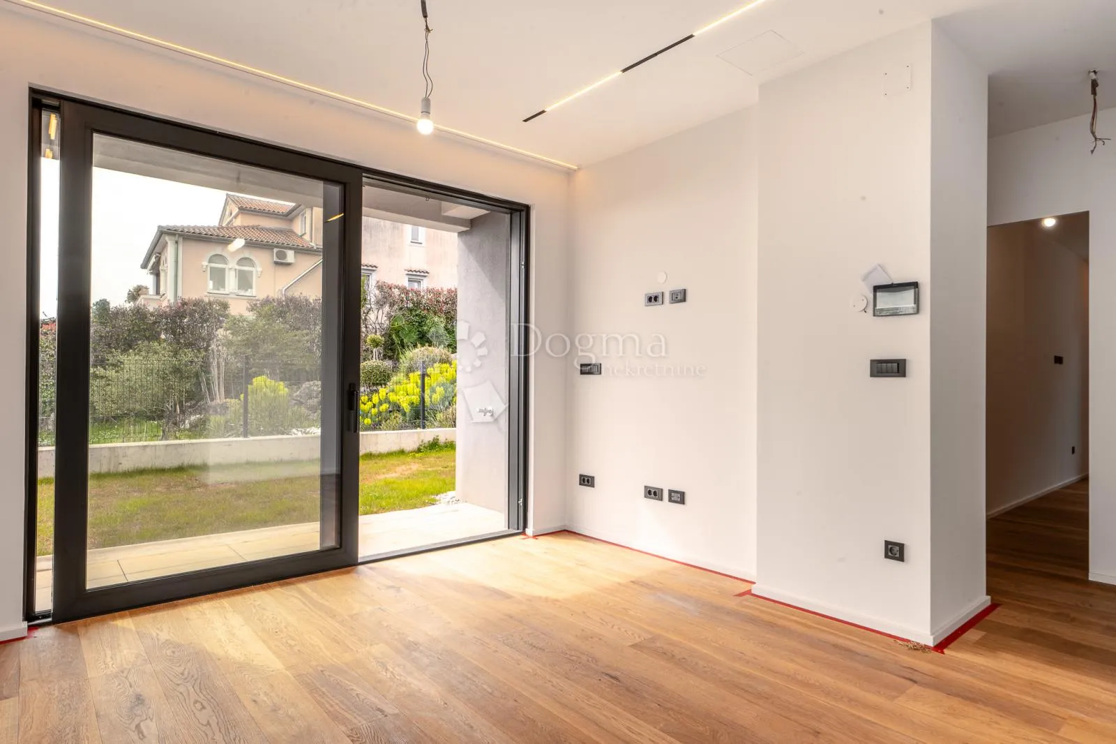 5★ lovran: 65 m² + 22 m² natkrivene terase + 143 m² dodatnog prostora (stan a-s1) - slika 6