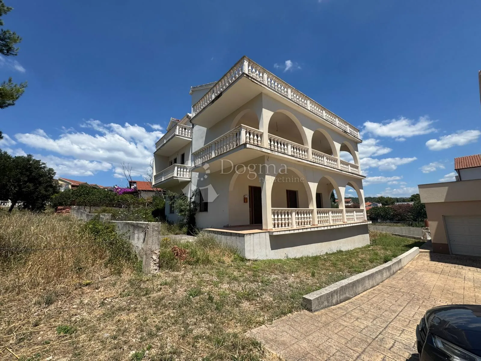 kuća okrug gornji - slika 4