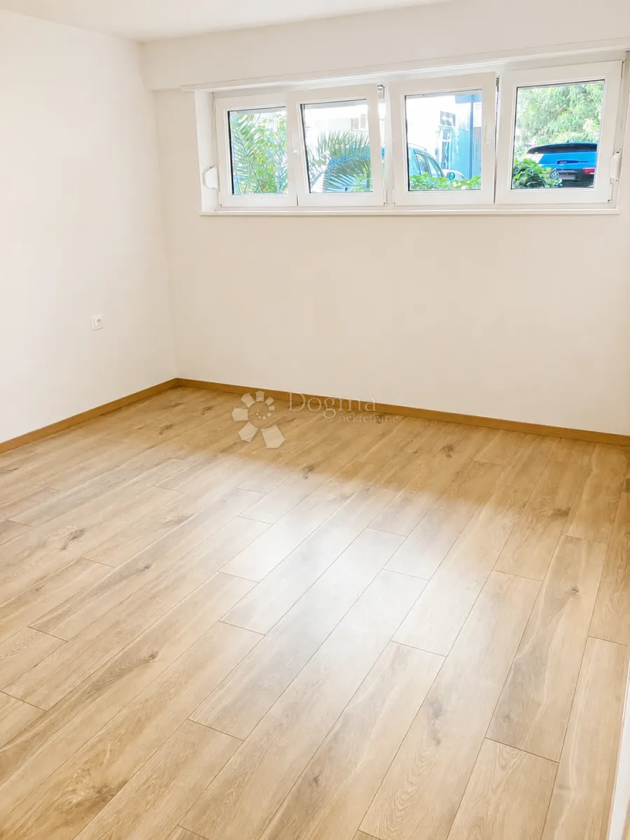 prilika, mali stan u blizini centra - slika 3
