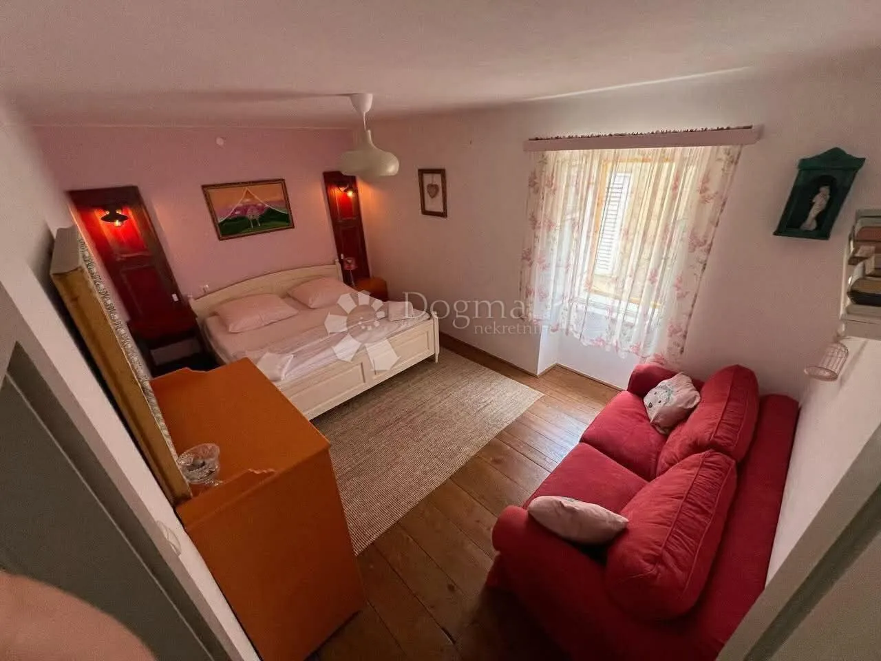 punat - centar, dvije spojene kuće, vrt i 2 garaže - slika 51