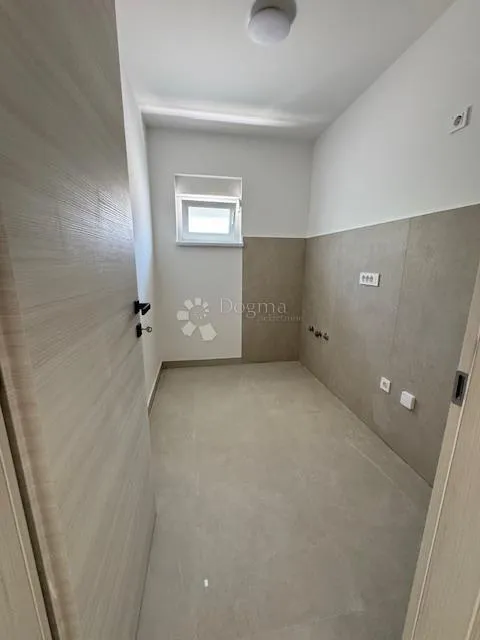 poslovni prostor 173 m² za najam - škurinje - slika 7