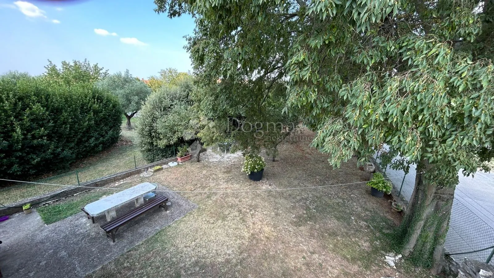 kamena kuća sa velikom okućnicom - kanfanar - slika 17