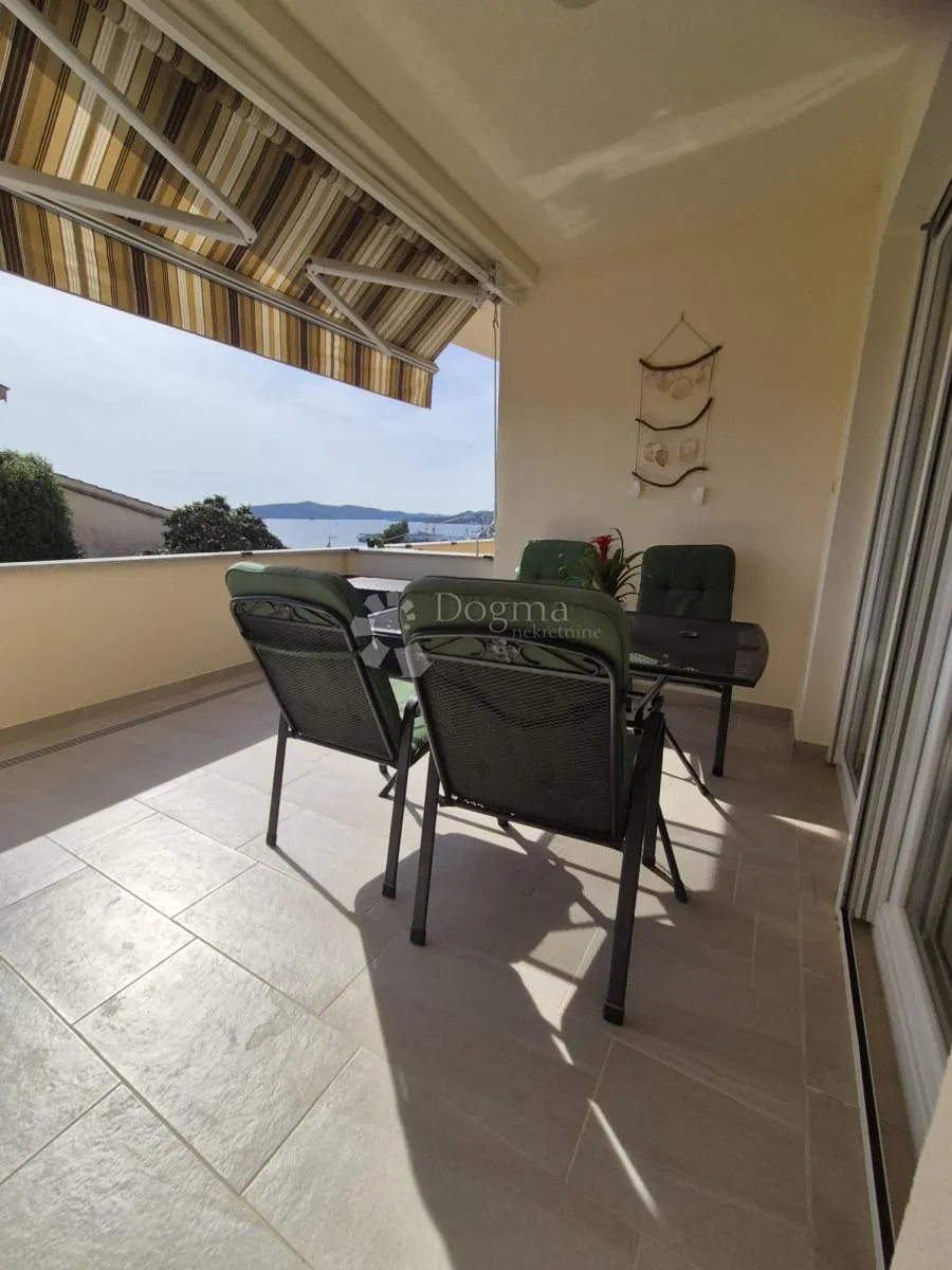 ekskluzivan stan sa privatnom terasom125m2, samo 150 metara do plaže - slika 11