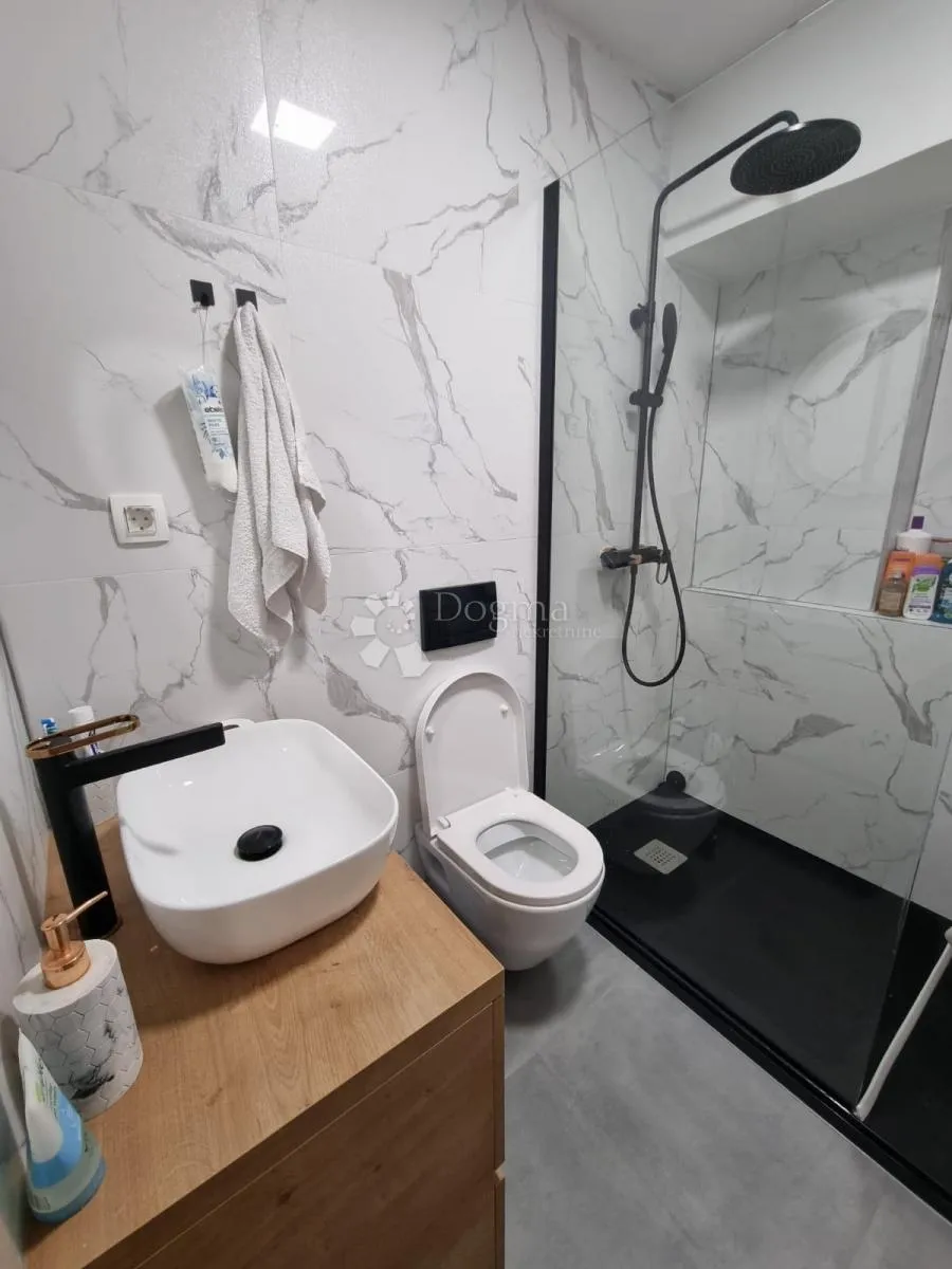 stan u strogom centru splita – idealna prilika za turizam! - slika 7