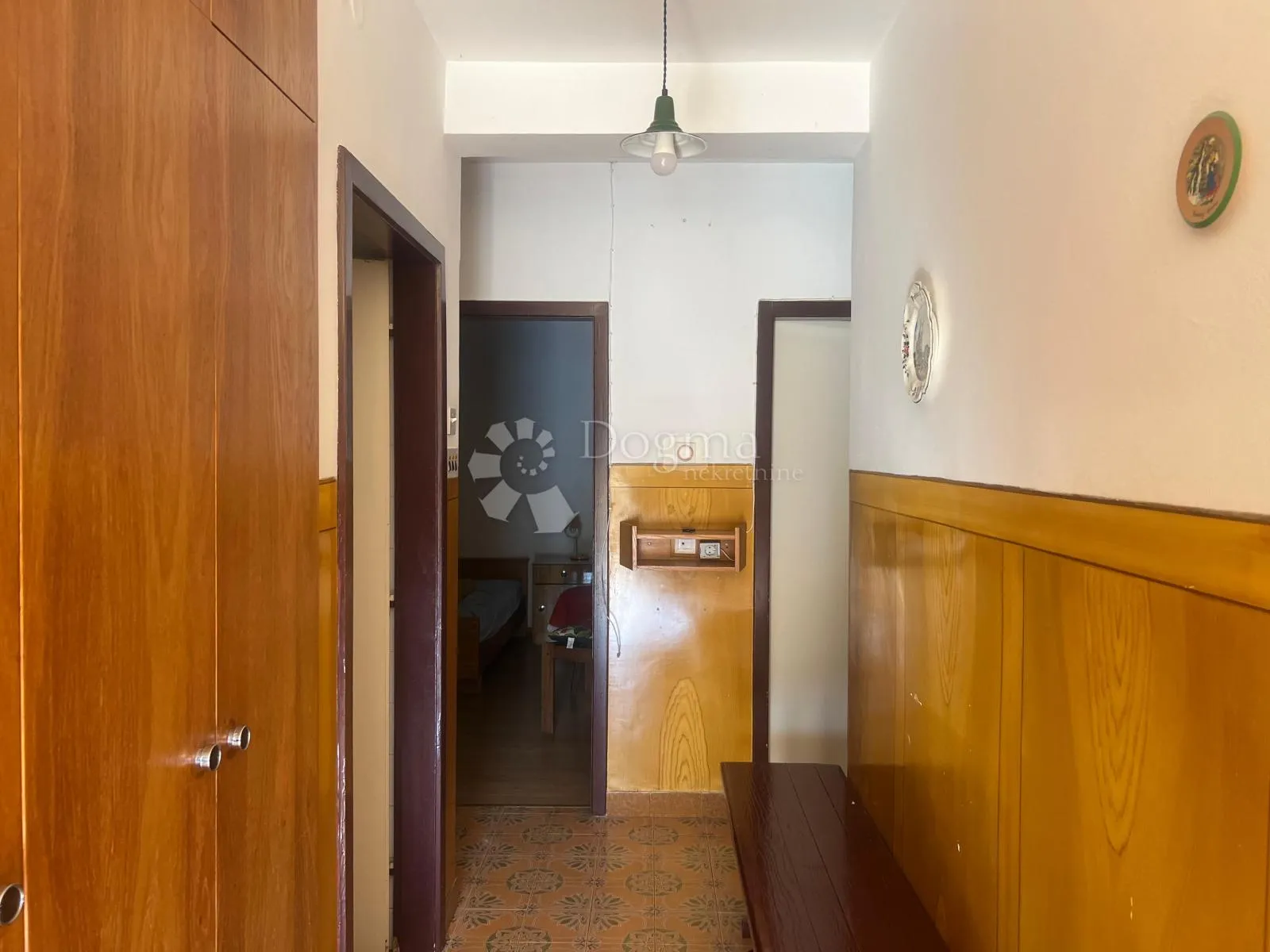 kuća s potencijalom u centru - slika 5