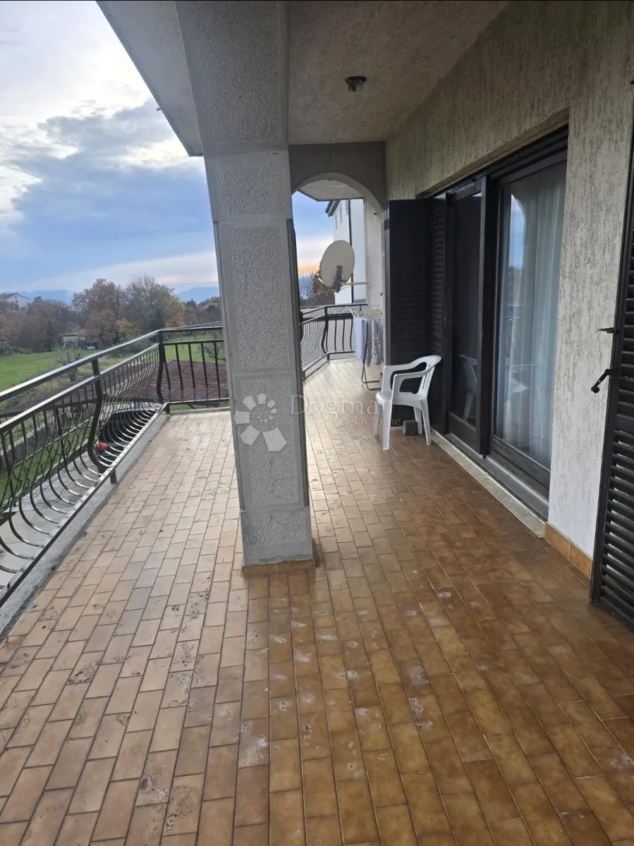 velika kuća s više mogućnosti- drenova - slika 10
