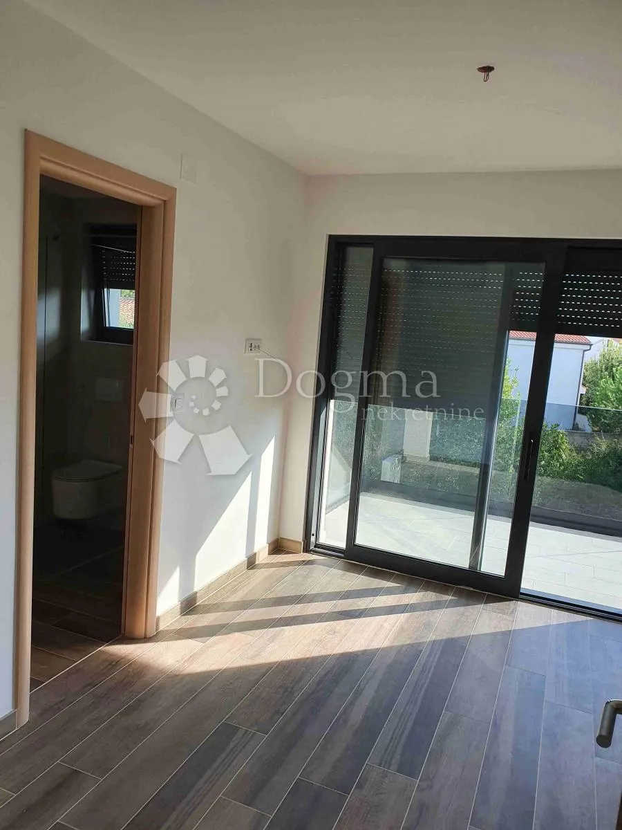 malinska, dvoetažni 3s+db apartman - slika 4
