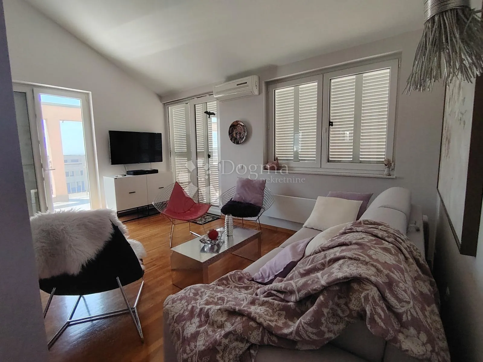 penthouse sa panoramskim pogledom - slika 12