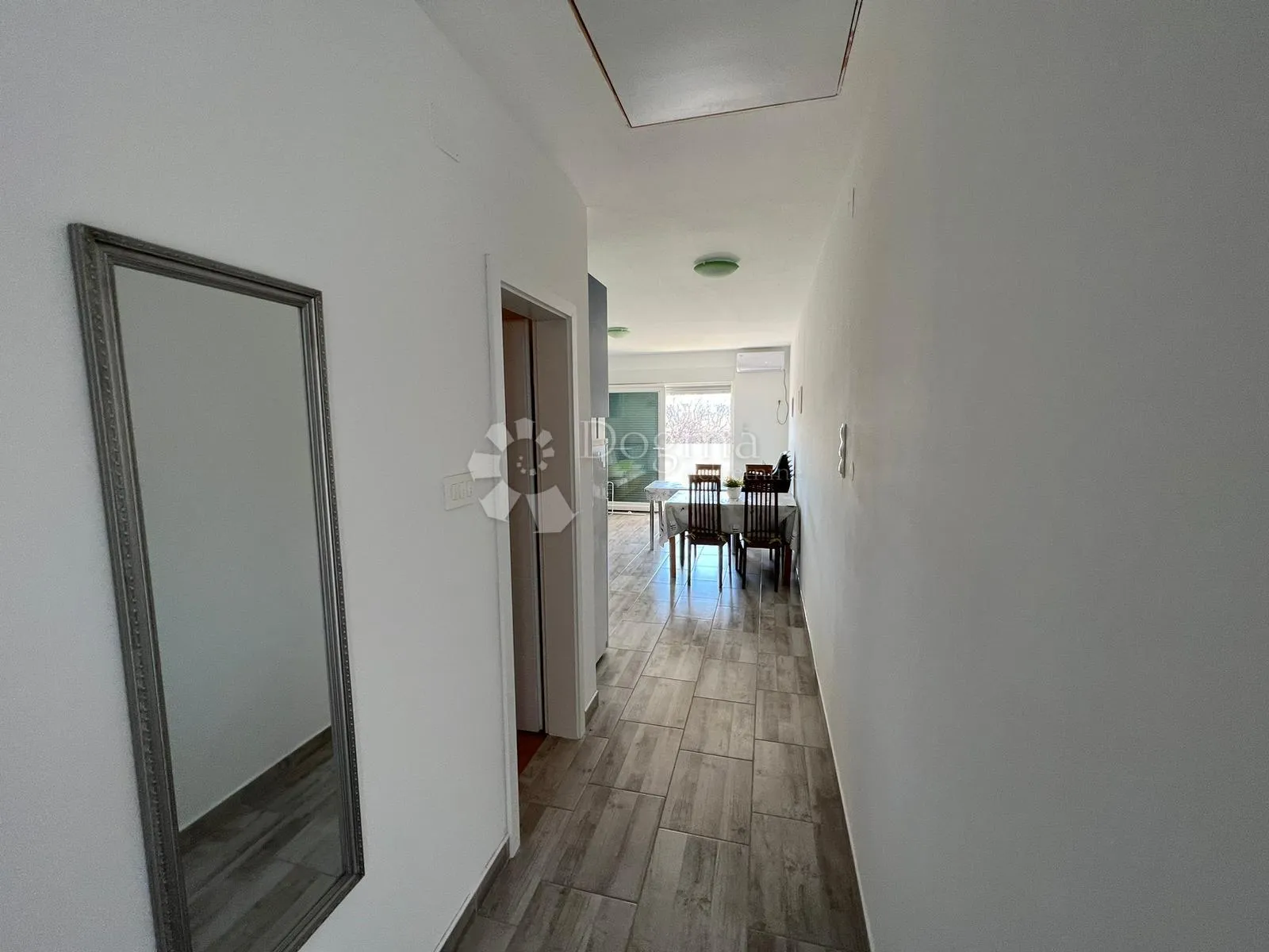etaža kuće sa dva apartmana,novi vinodolski - slika 9