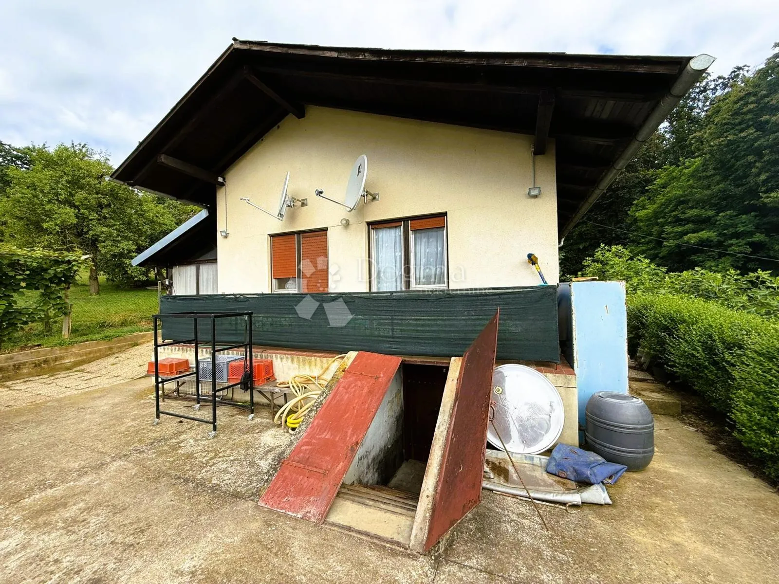 opg s pogledom na mađerkin breg - slika 3