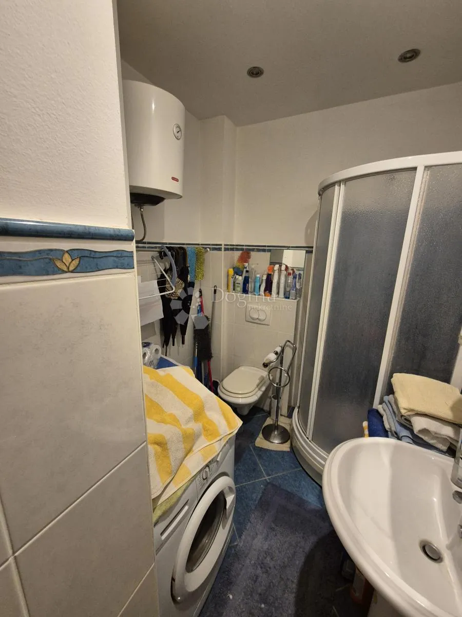 apartman 41m2 lift parking *prilika* - slika 2