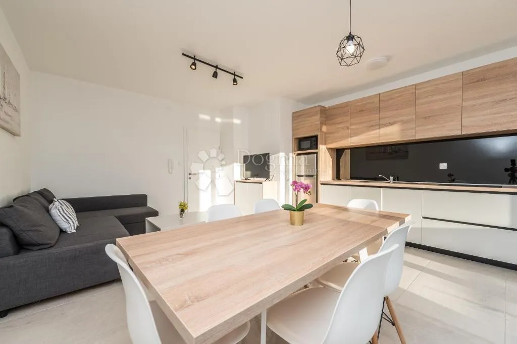investicijska prilika !! 6 apartmana 4★ s bazenom - slika 8