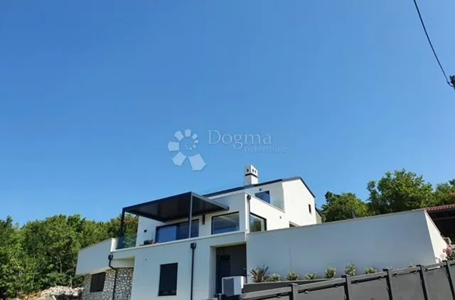 atraktivna villa sa panoramskim pogledom na more - slika 5