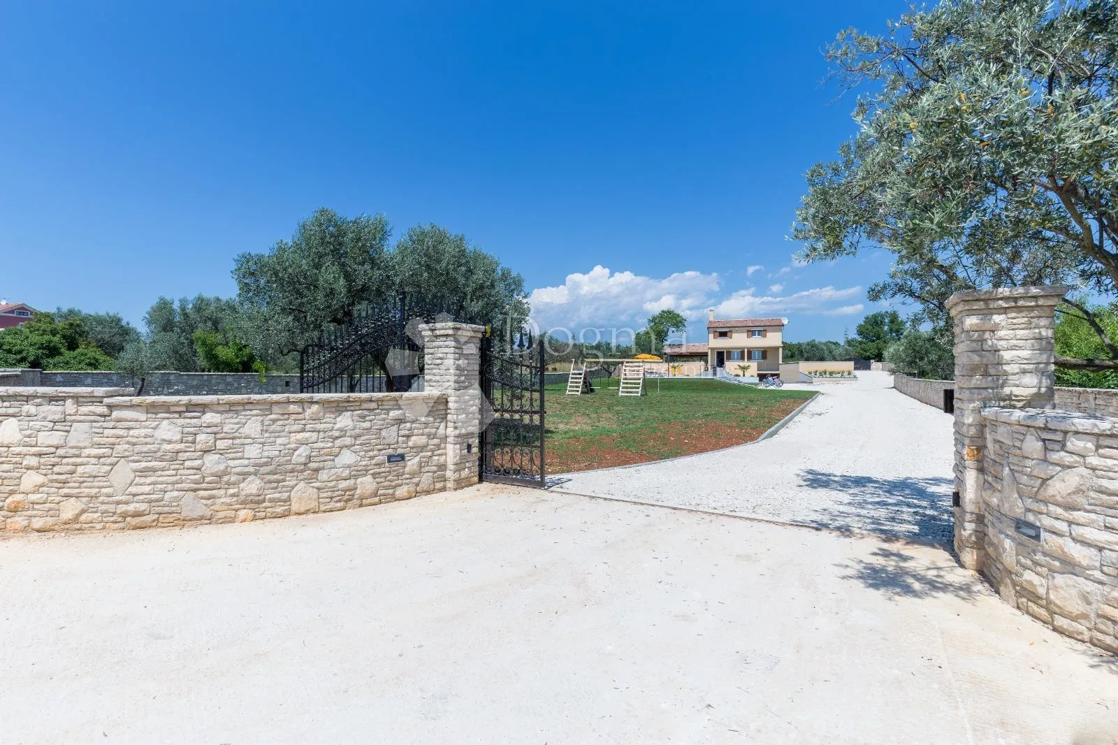 kuća sa pogledom na more, potpuna privatnost! 700 m od mora - slika 33