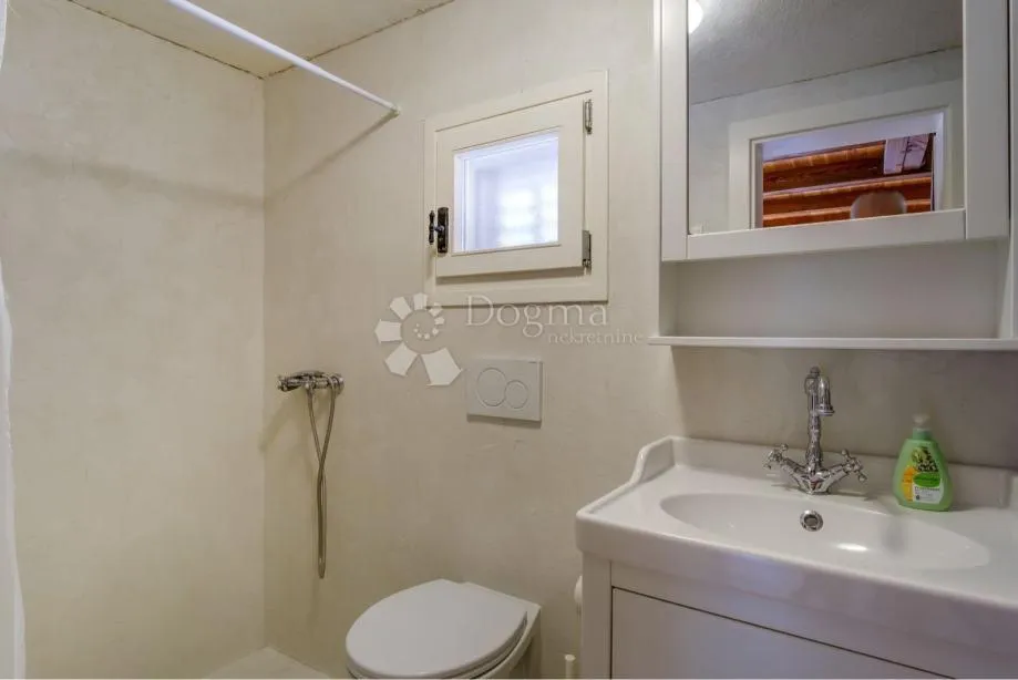 mali lošinj - kuća - oaza mira okružena zelenim pojasom-300 m od mora - slika 9