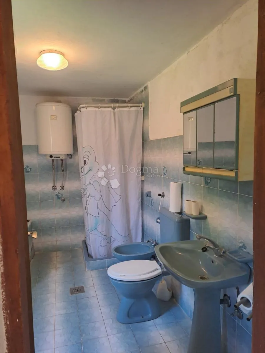 općina kršan - kuća sa velikom građevinskopm okućnicom - slika 27