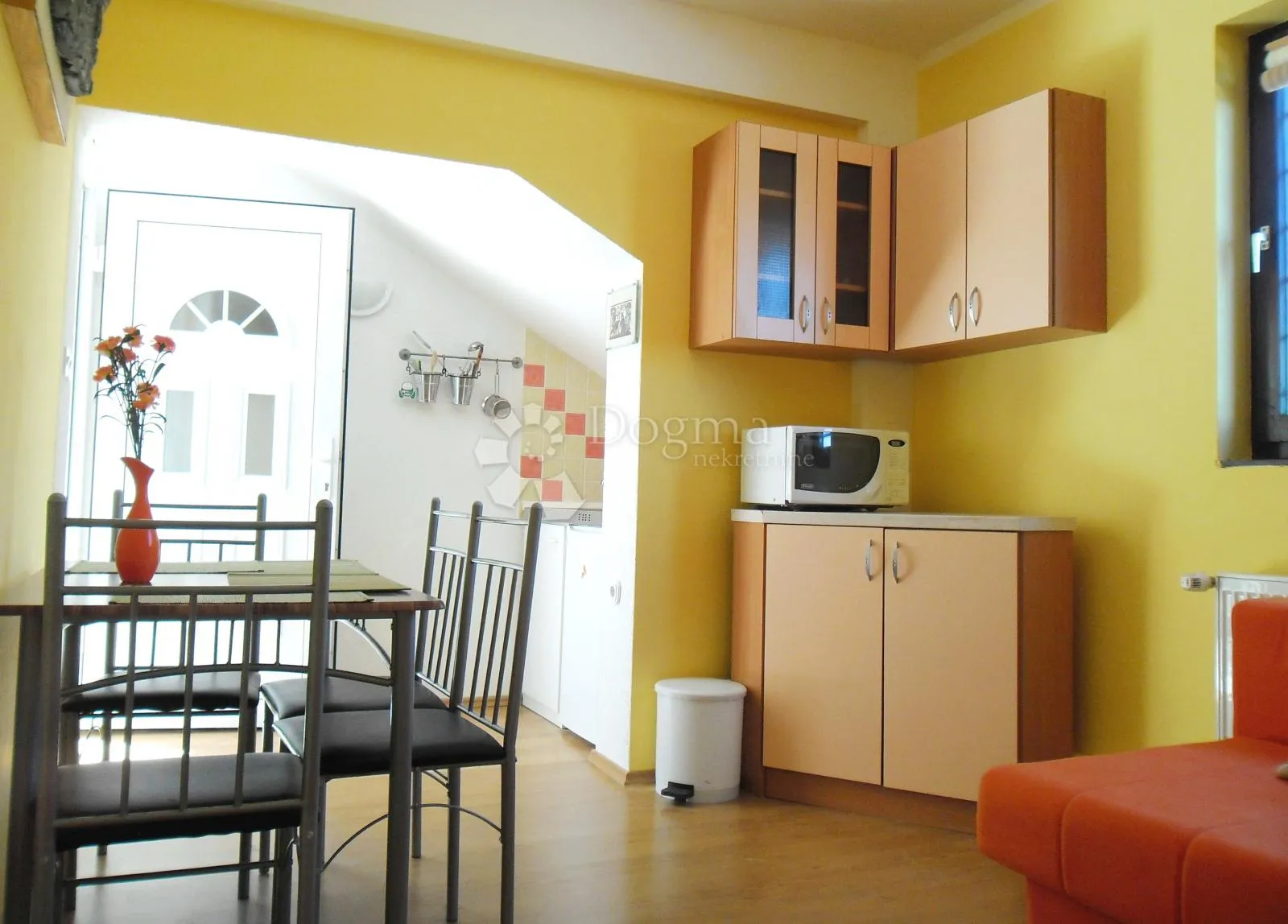 šarmantni apartman sa predivnim pogledom na kvarnerski zaljev i okolinu - slika 2