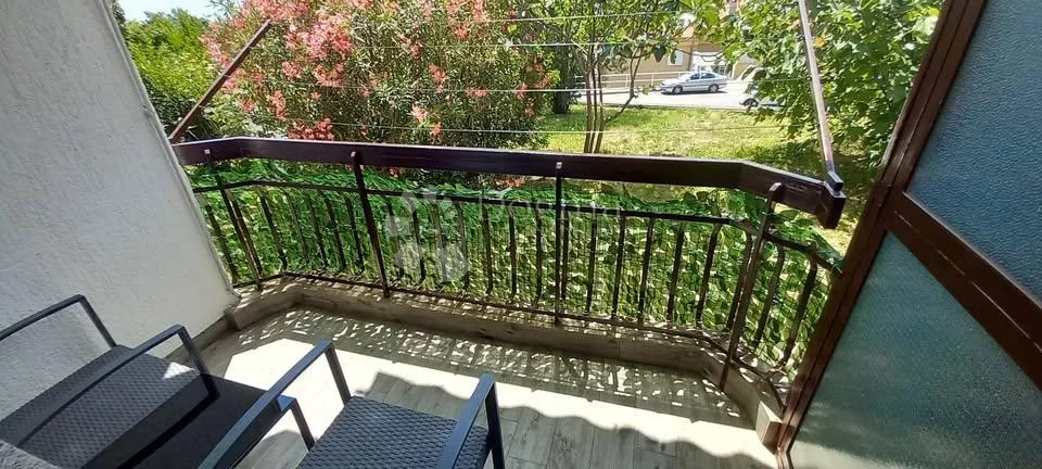 rijeka, d drenova, renoviran stan, 1s+db, balkon - slika 13