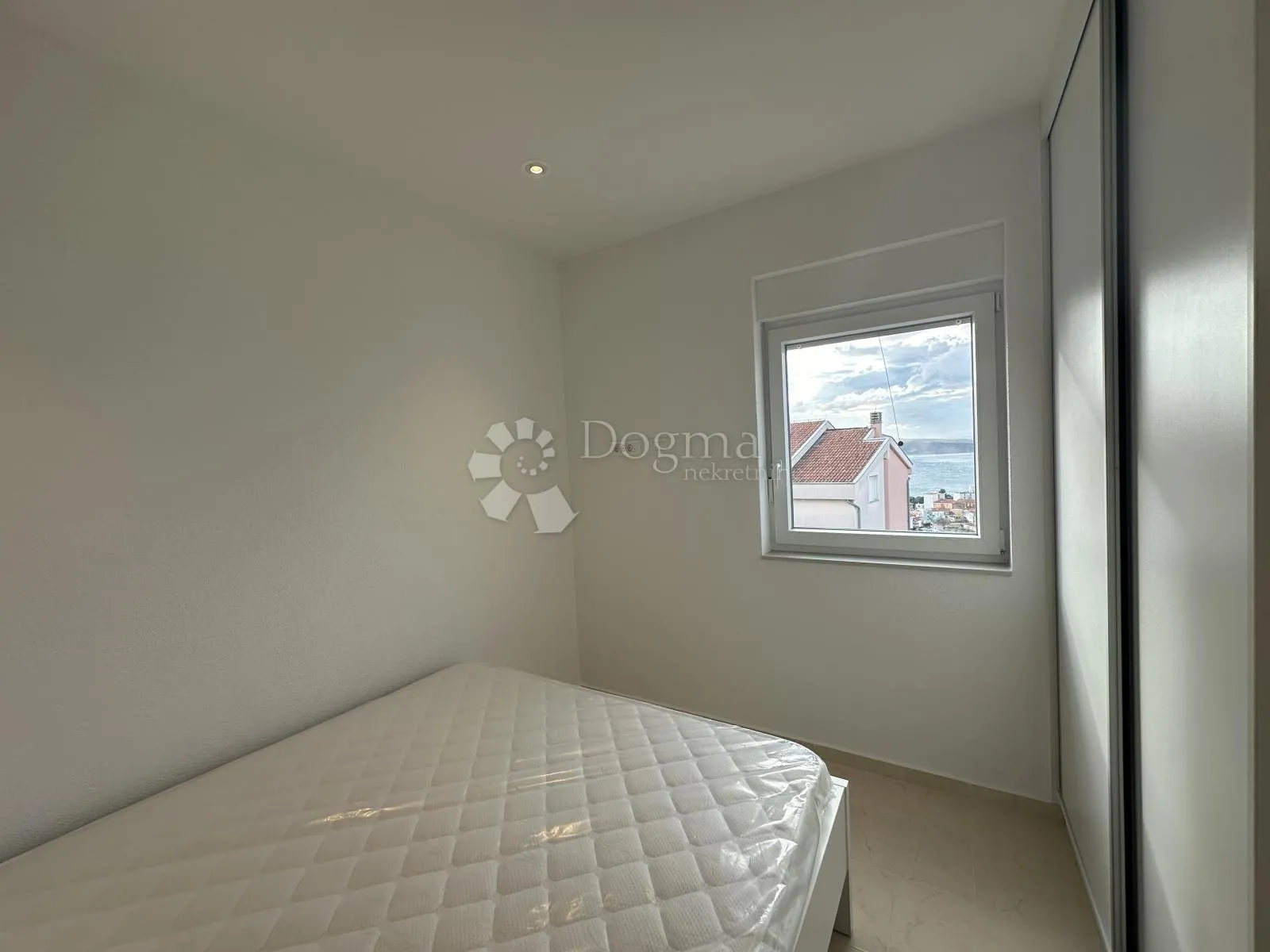 apartman crikvenica 80m2 sa pogledom na more - slika 15