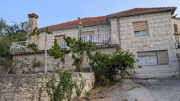 kuća 80m od mora, sutivan, brač - slika 17