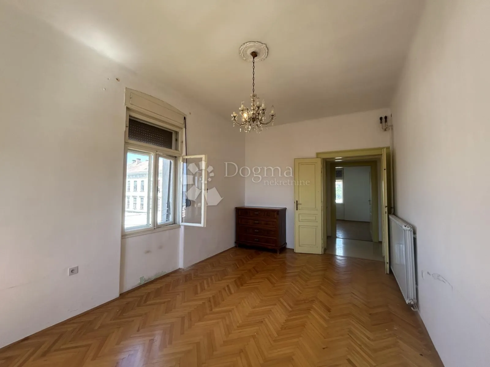 centar rovinja | 72,5 m² | pogled na more i stari grad | garaža + vrt - slika 2