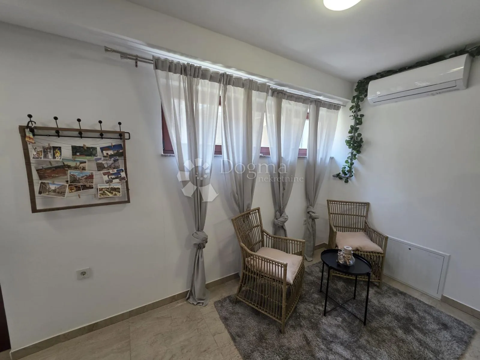 ekskluzivna lokacija | dvoetažni stan od 104 m² u centru - slika 2