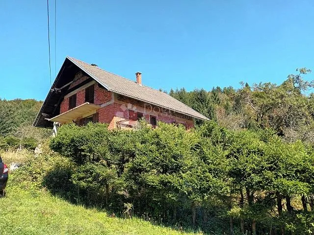 velika kuća pored kupe sa 2385 m2 okućnice - slika 6