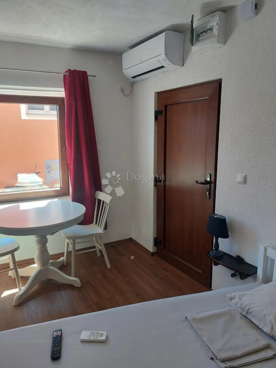 studio apartman- centar rovinja- drugi red do mora - 50 m od mora - slika 3