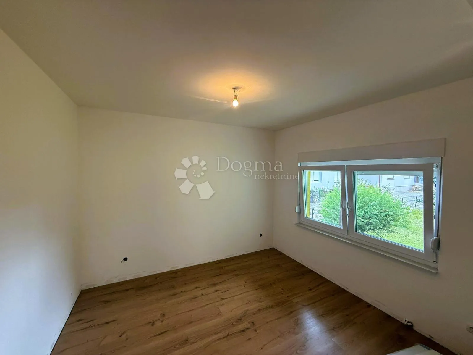 novo! poslovni prostor / skladište 45 m² - slika 2