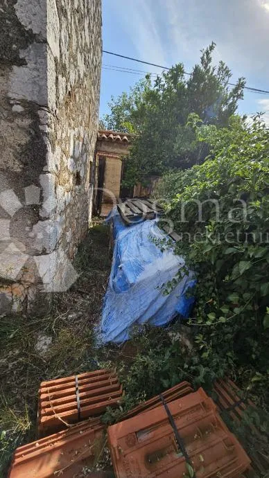 kamena kuća za adaptaciju, ugljan - slika 7