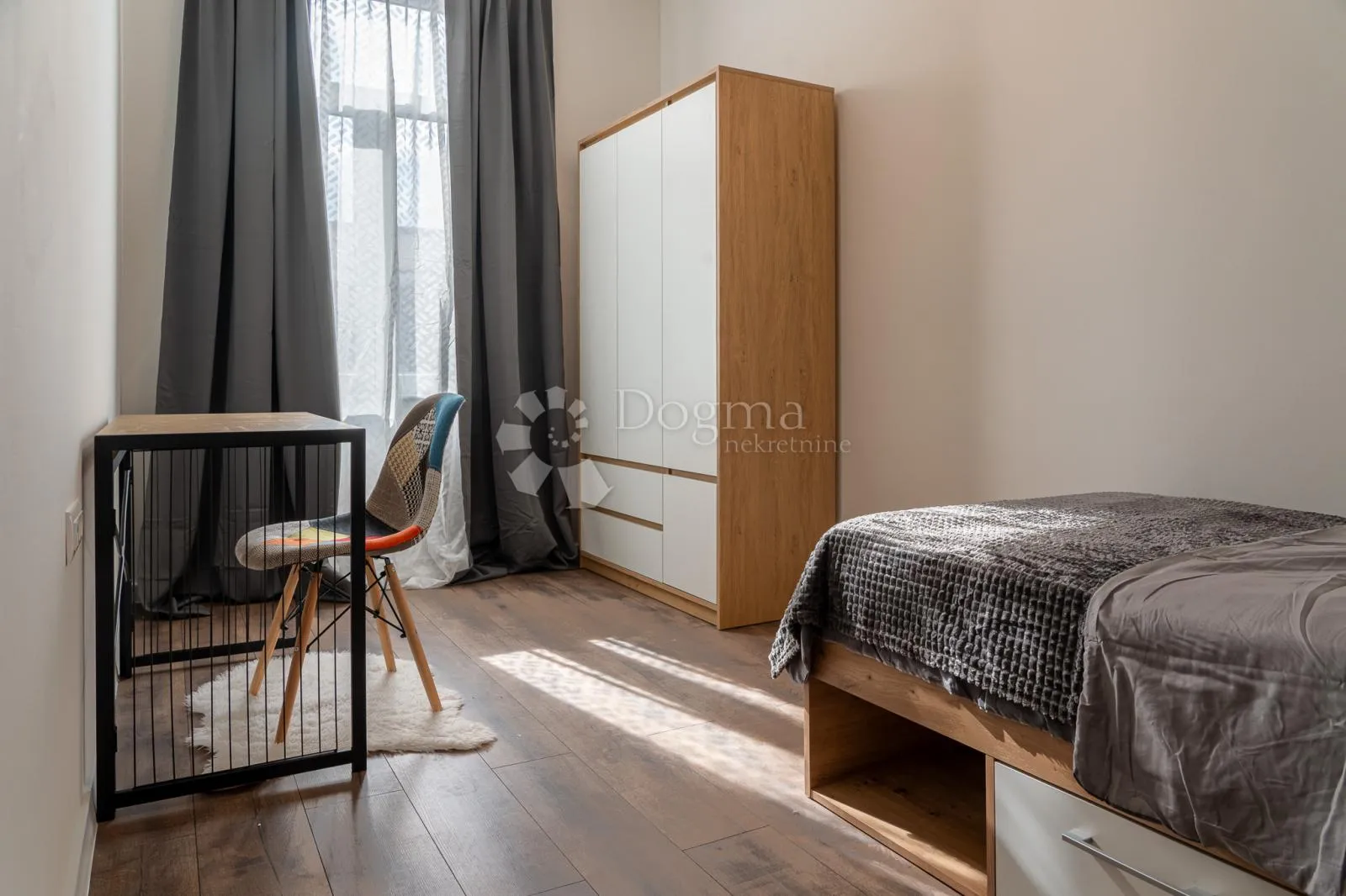 rijeka adaptiran, namješten stan 4s+db sa velikim balkonom - slika 8