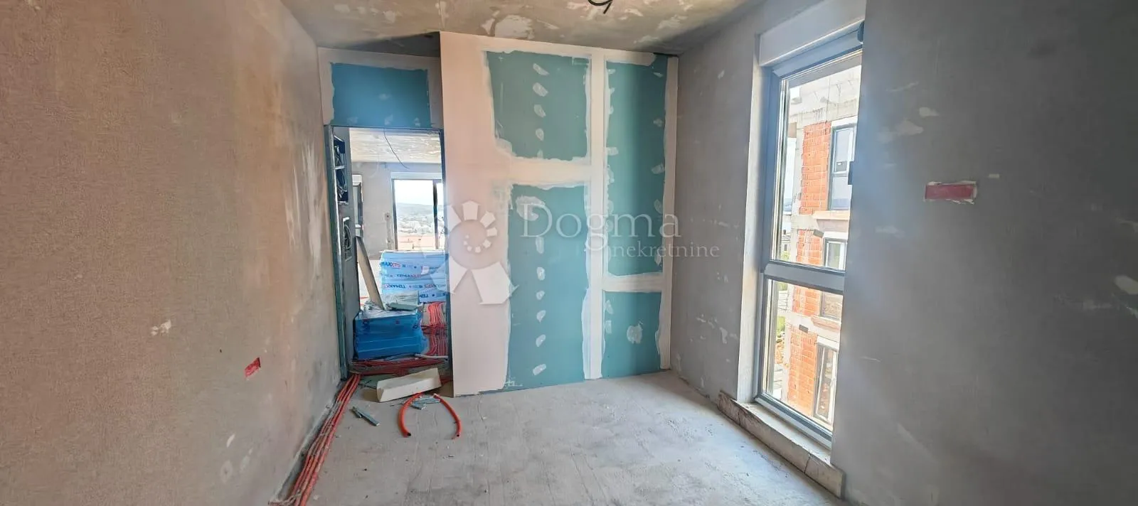 apartman na čiovu, novogradnja - slika 8