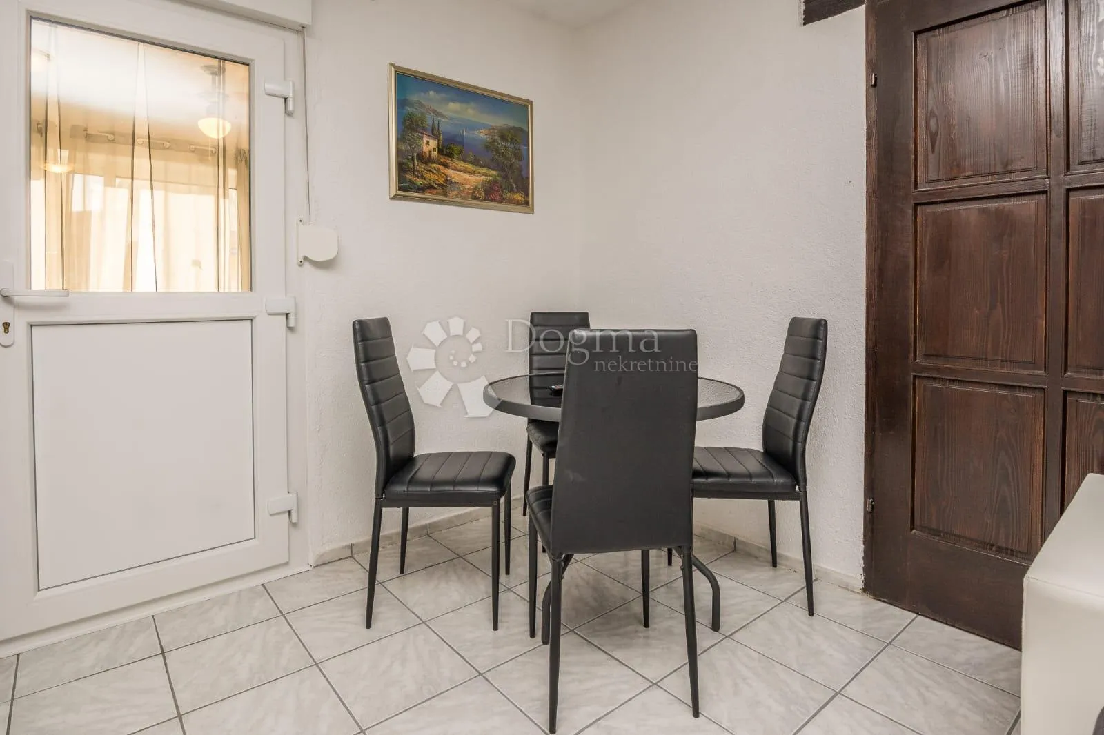 apartman na viru - slika 19