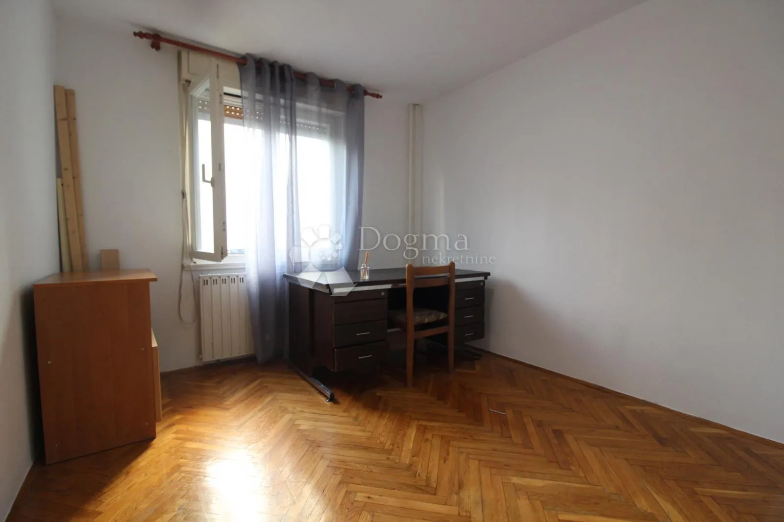 srdoči stan 68m2 3s kl sa lođom - slika 6