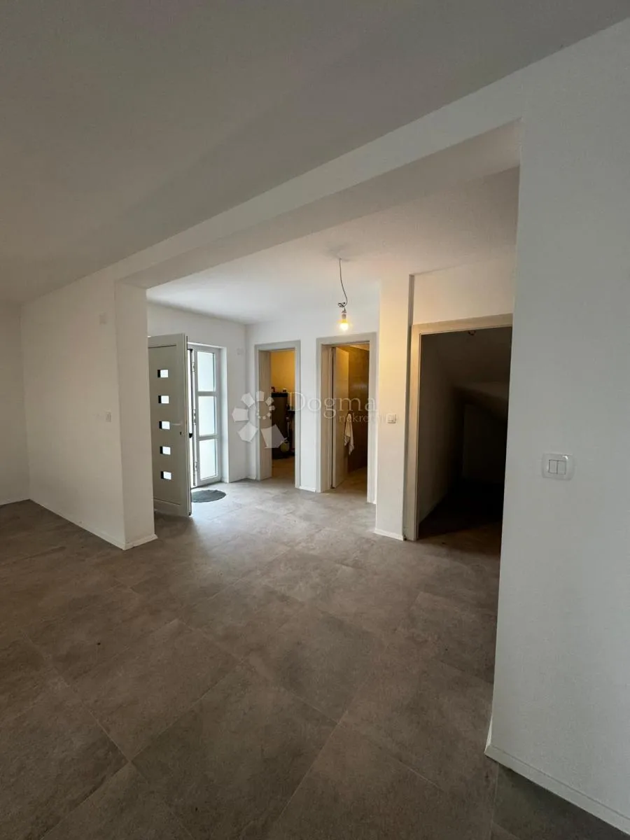 moderna novogradnja s pogledom na more – otok krk - slika 8