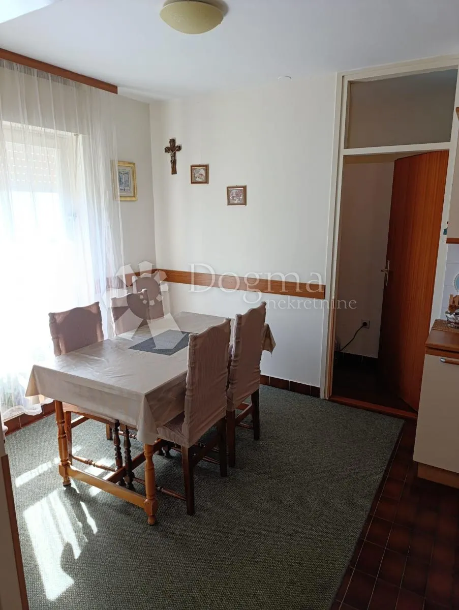zadar - bili brig - veliki stan s tri spavaće sobe - slika 3