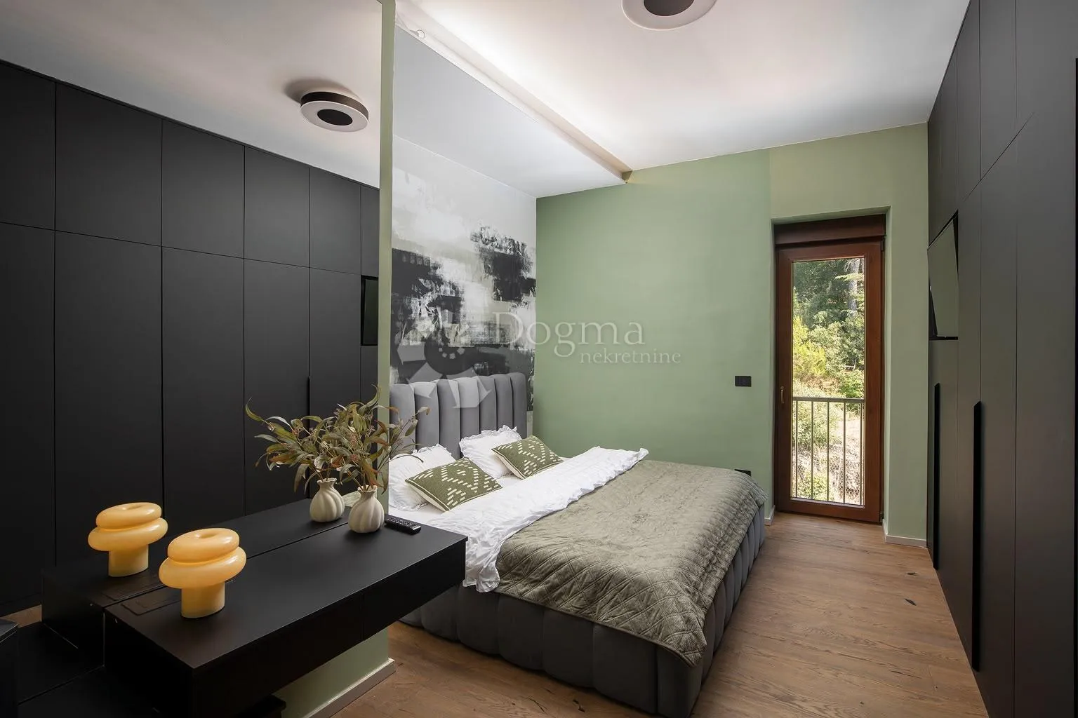 penthouse u srcu pule – vrhunski dizajn, pogled na arenu - slika 9