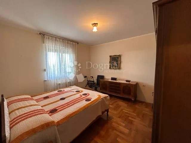 odlična kuća kostrena u blizini mora - slika 15