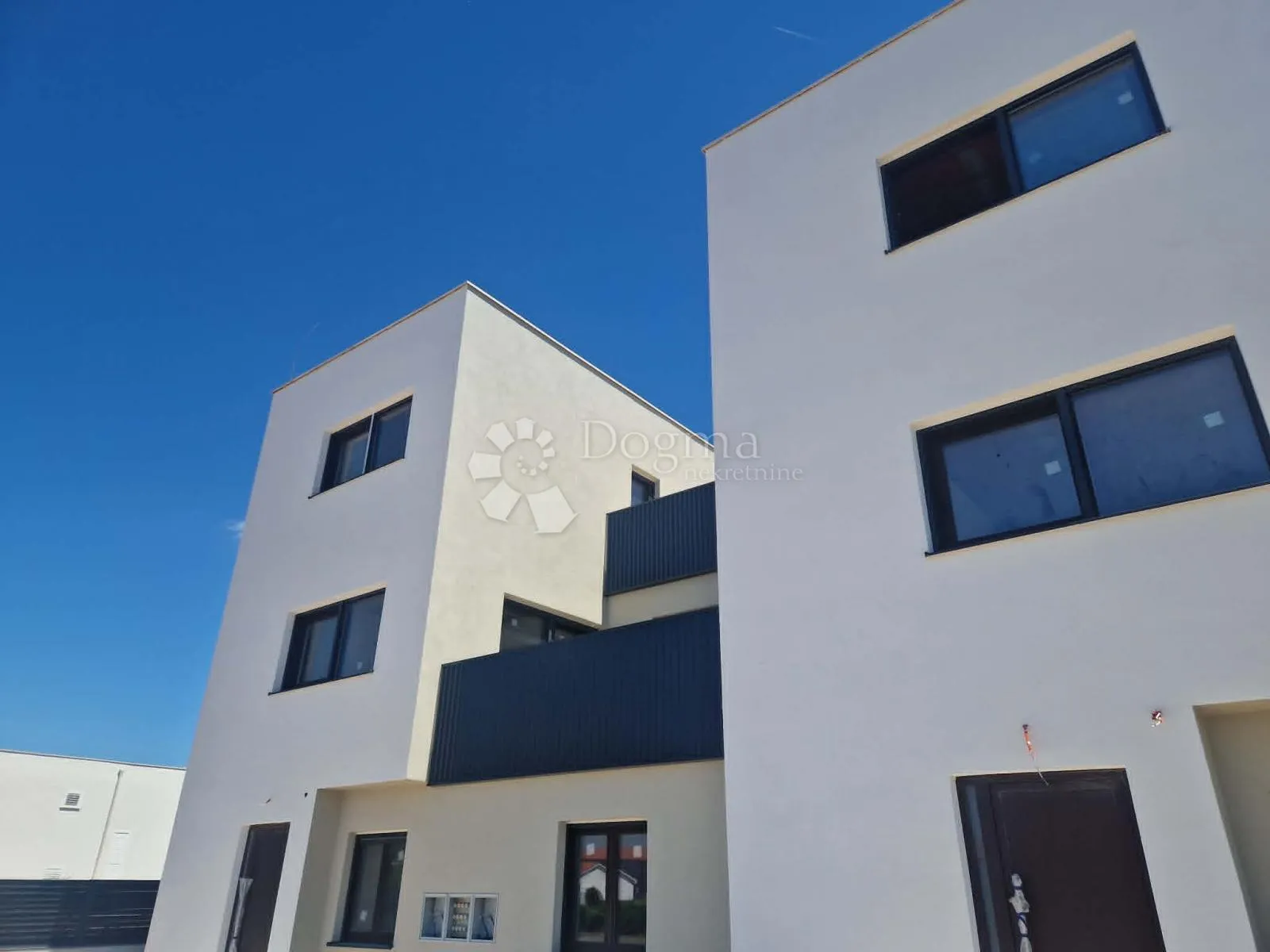 vrsi - novogradnja - stan d s krovnom terasom i jacuzzijem 98,26 m2 - slika 5