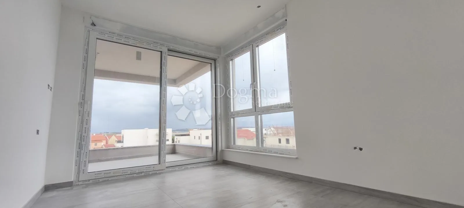povljana, pag - s2 u novogradnji s dvorištem - slika 7