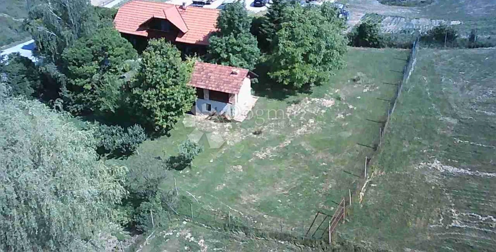 potpuno renovirano drveno imanje usred zelenila nadomak krapine! - slika 77