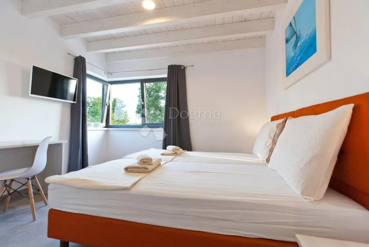 vila s bazenom i wellnessom u medulinu (pomer) - istra - slika 21