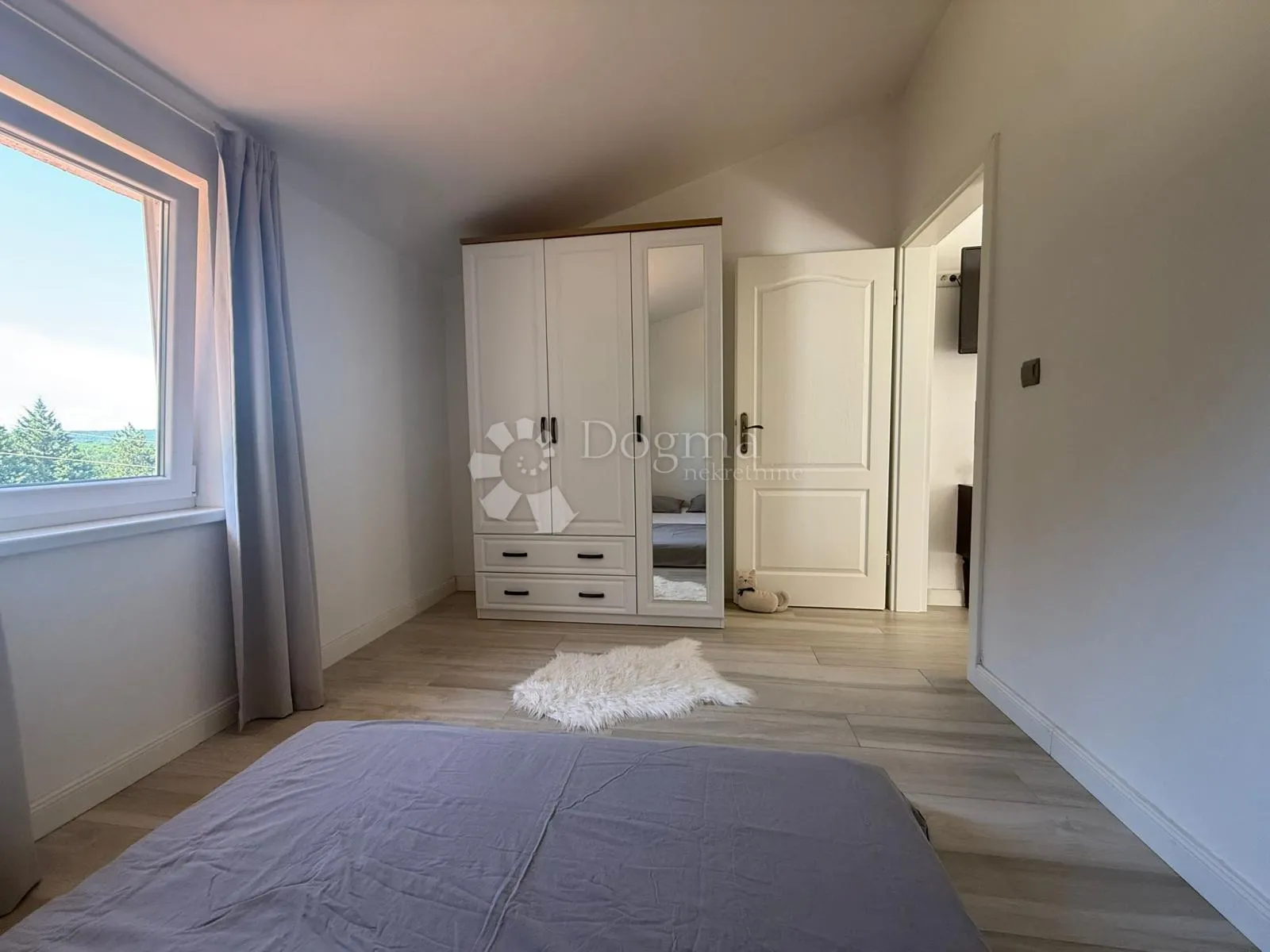 labin,kuća sa 3 stambene jedinice,istarskom konobom, nedaleko centra - slika 13