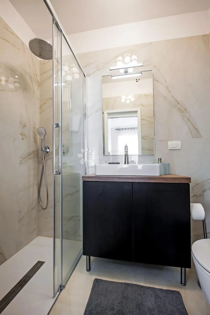 rovinj - eksluzivni apartmani sa pogledom na more - slika 16