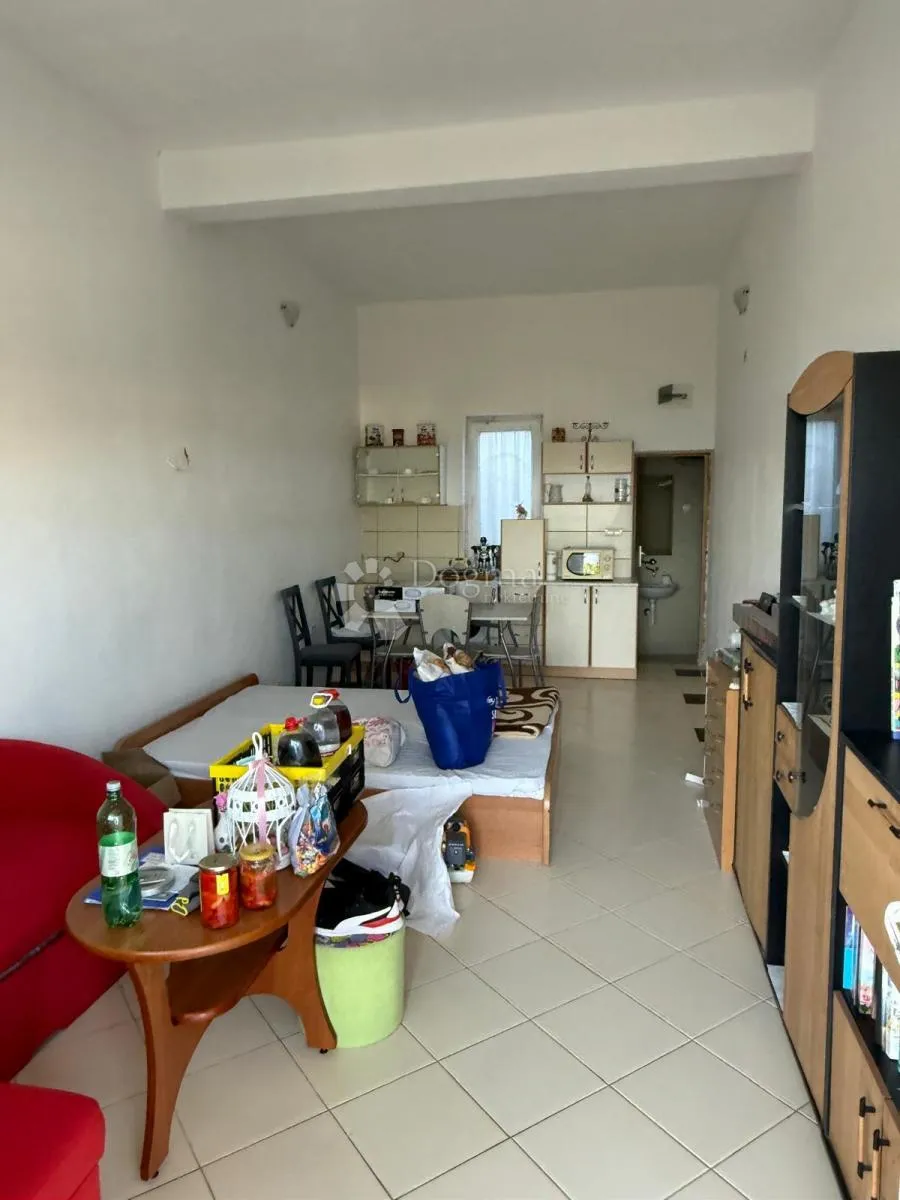 kuća s panoramskim pogledom na more i velebit 300m2 - slika 24
