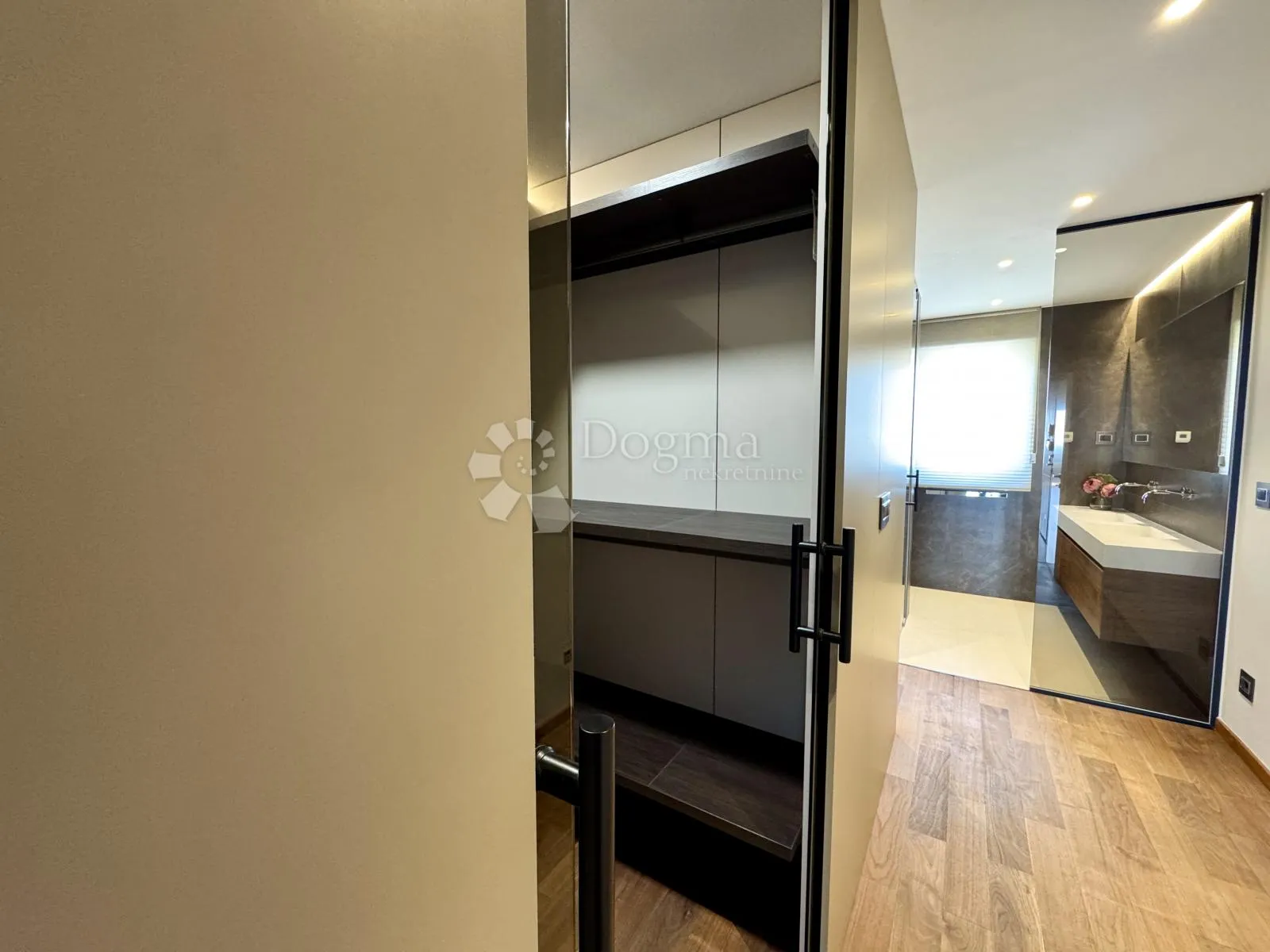 istra - luksuzan penthouse s panoramskim pogledom na more - slika 19